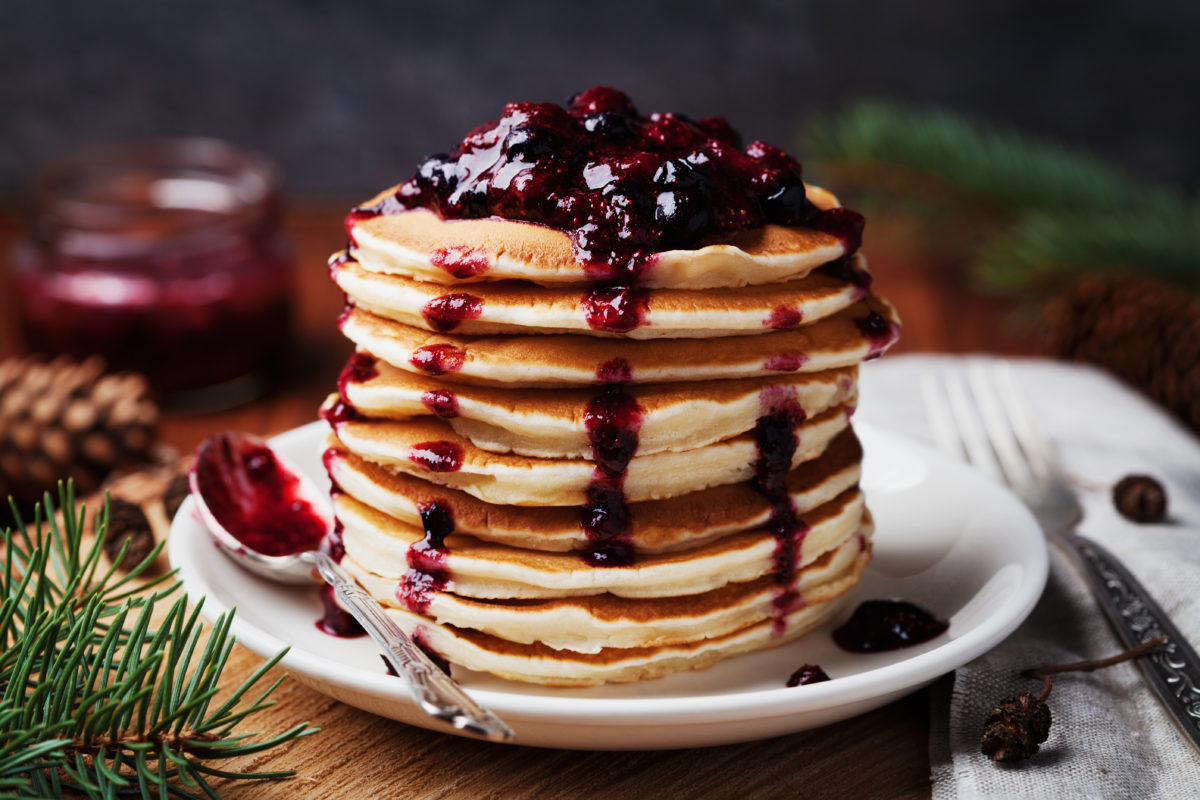 pancakes-with-blueberry-sauce-recipe