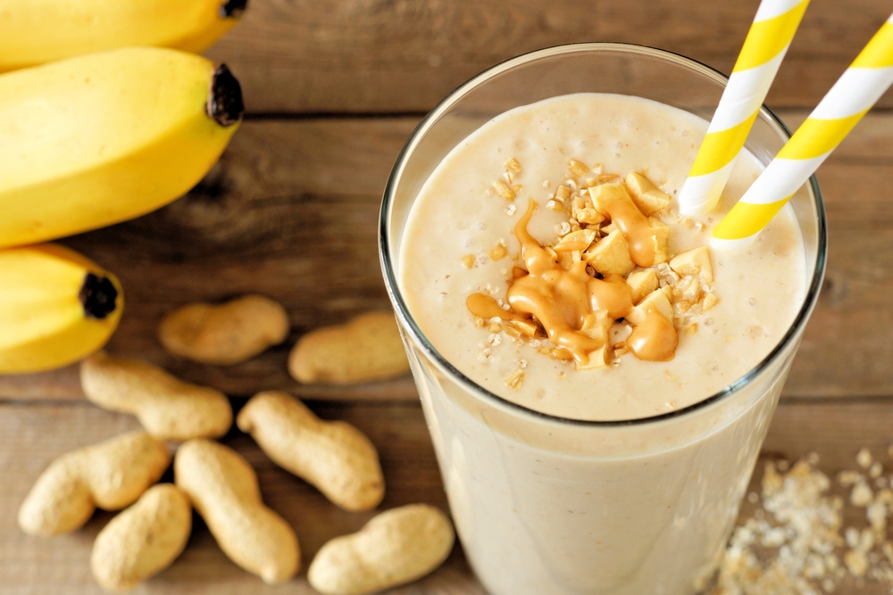 peanut butter banana smoothie nutraphoria school of holistic nutrition