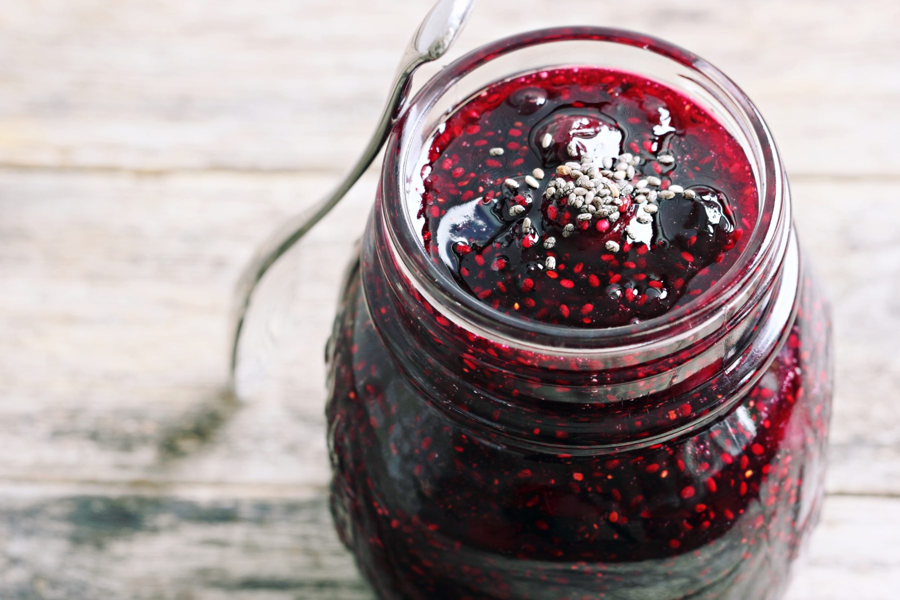 berry chia jam nutraphoria