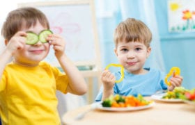 5 ways to get your kids to eat healthy Nutraphoria
