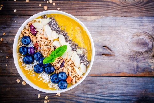 Mango Turmeric Smoothie Bowl Nutraphoria