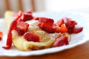 Crepes with strawberries Nutraphoria