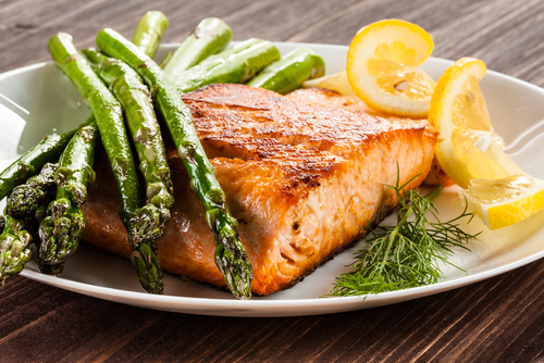 Maple Syrup Salmon With Asparagus