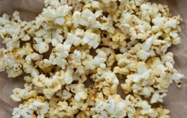 "Cheezy" Popcorn