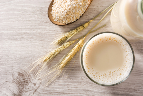 Healthy DIY Oat Milk