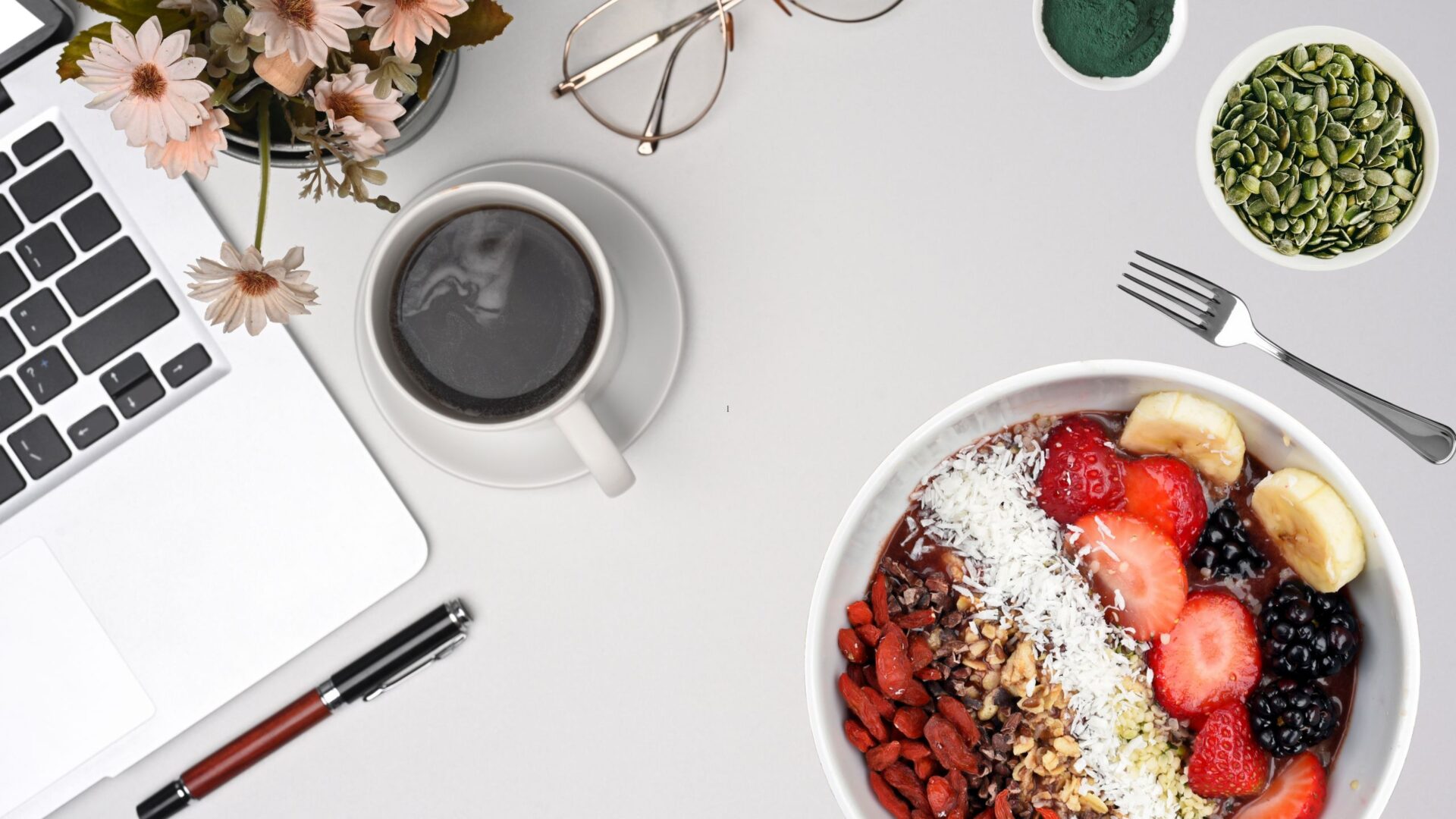 computer coffee notepad fruit salad health coach certification